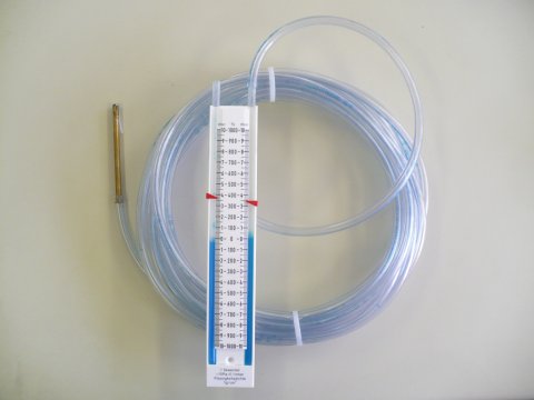 Luftdruckkontrolle mit U-Manometer